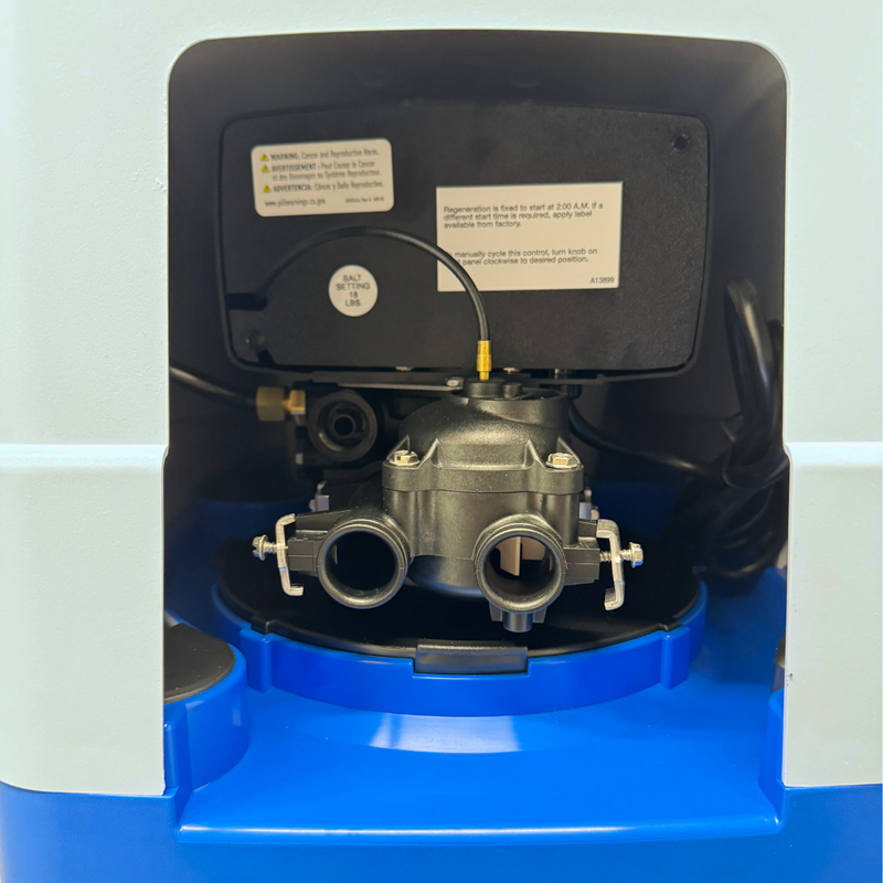 Fleck 5600 Mechanical Analog Metered 32,000 Grain Cabinet Water Softener